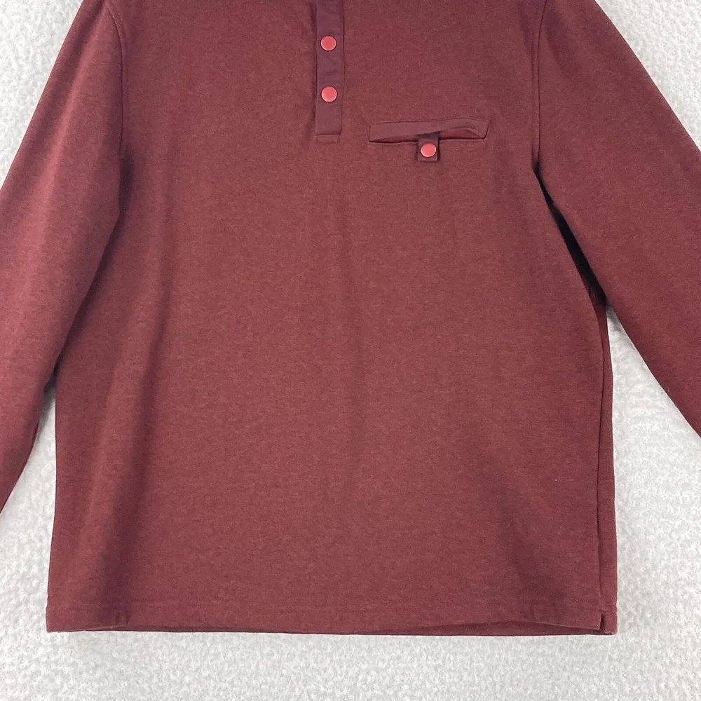 UNTUCKit brick red